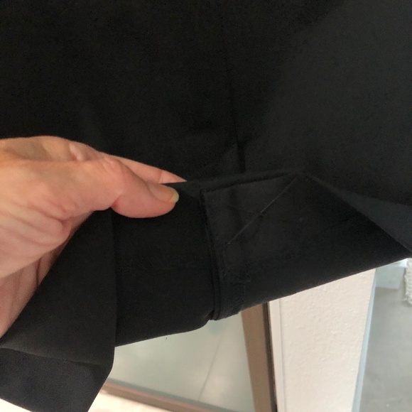 Theory "Sealy" Pencil Skirt NWOT - Black Size 2 (See Measurements) - Picture 7 of 9